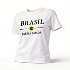 Blusa brasil t-shirt algodão feminino fit regular branco com bandeira estilizada — VAI DAR BRASIL Copa 2026