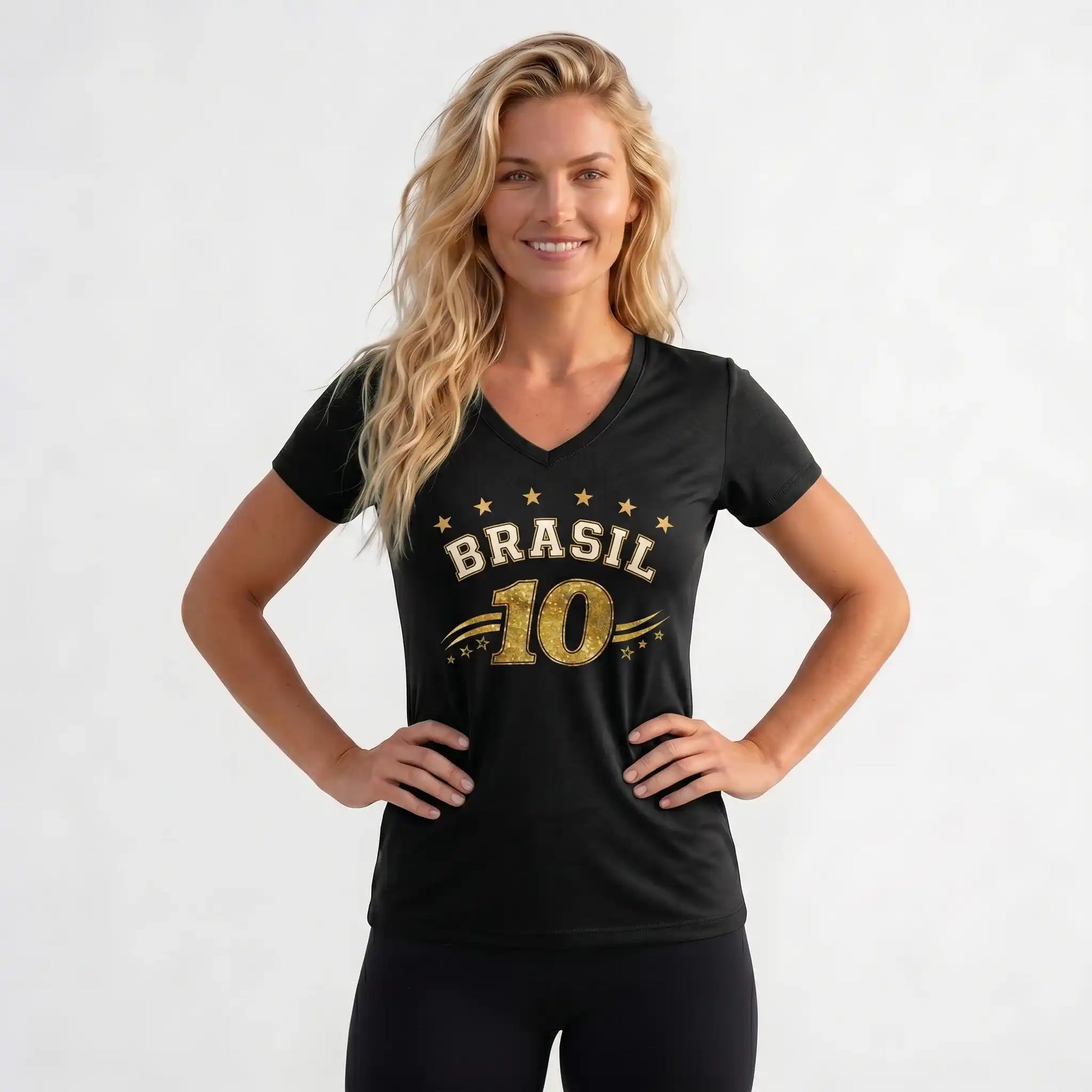 Modelo vestindo blusa feminina brasil decote V viscolycra preta — look elegante torcida Copa 2026 VAI DAR BRASIL