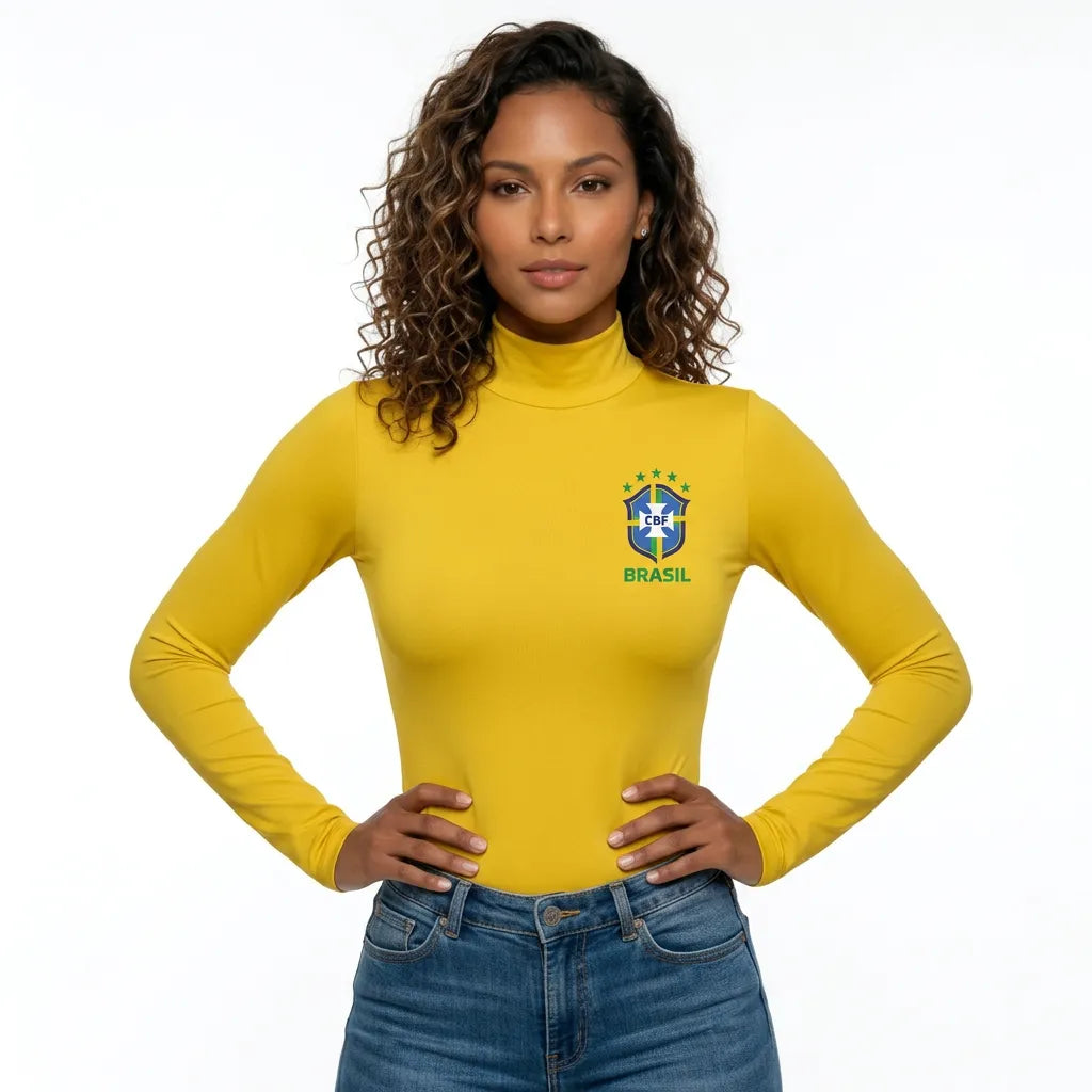 Modelo vestindo body gola alta brasil brasão manga longa elastano amarela — look torcida Copa 2026 VAI DAR BRASIL