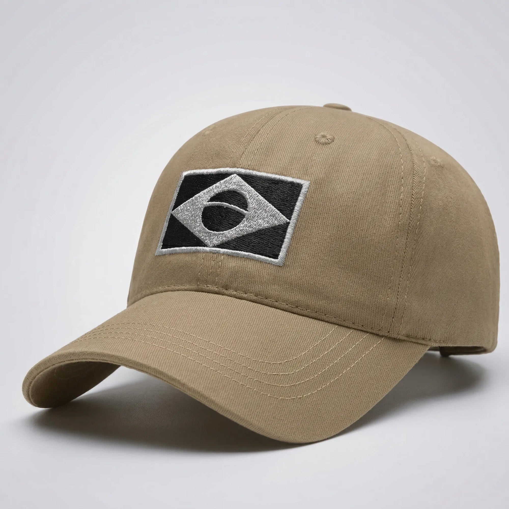 Boné aba curva preto com bordado da bandeira do Brasil em verde militar — VAI DAR BRASIL Copa 2026
