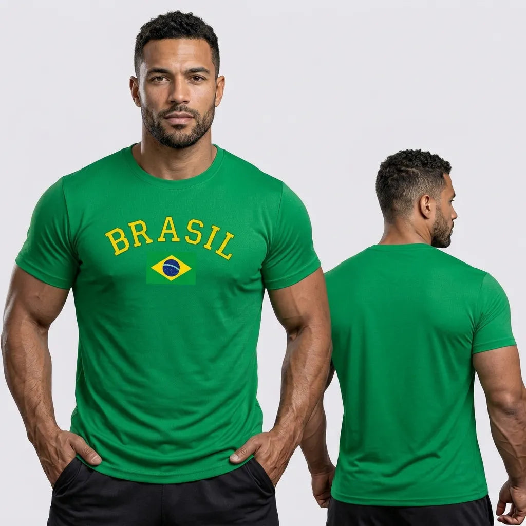Homem vestindo camiseta dry fit brasil torcida regular verde bandeira VAI DAR BRASIL — torcedor Copa 2026