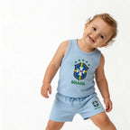 Criança vestindo conjunto infantil brasil camiseta short algodão azul VAI DAR BRASIL — torcedor Copa 2026