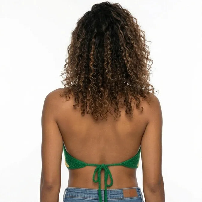 Vista traseira cropped crochê brasil artesanal feminino VAI DAR BRASIL — detalhe ponto aberto respirável