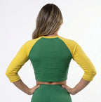 Vista traseira cropped manga longa brasil ribana canelada verde slim feminino VAI DAR BRASIL — Copa 202