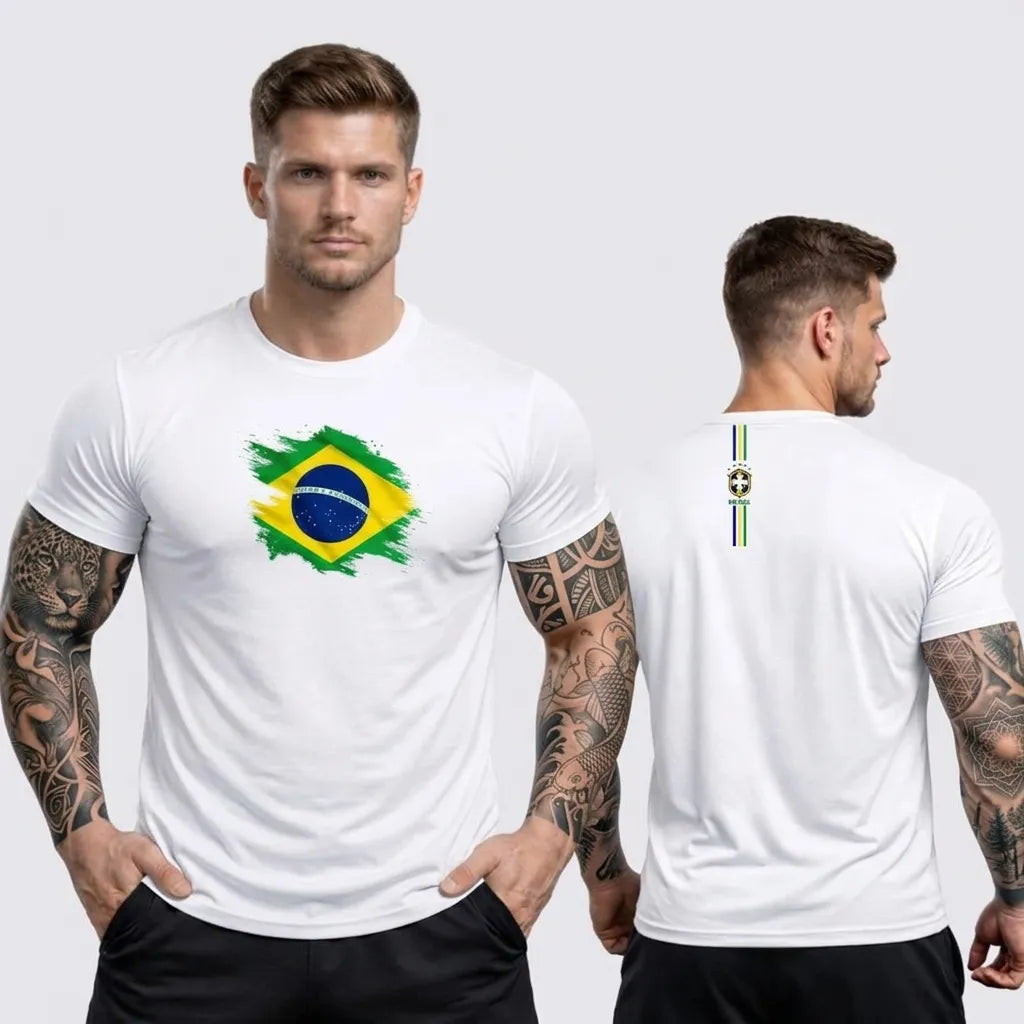 Homem vestindo camisa dry fit brasil slim bandeira branco masculino VAI DAR BRASIL — treino Copa 2026