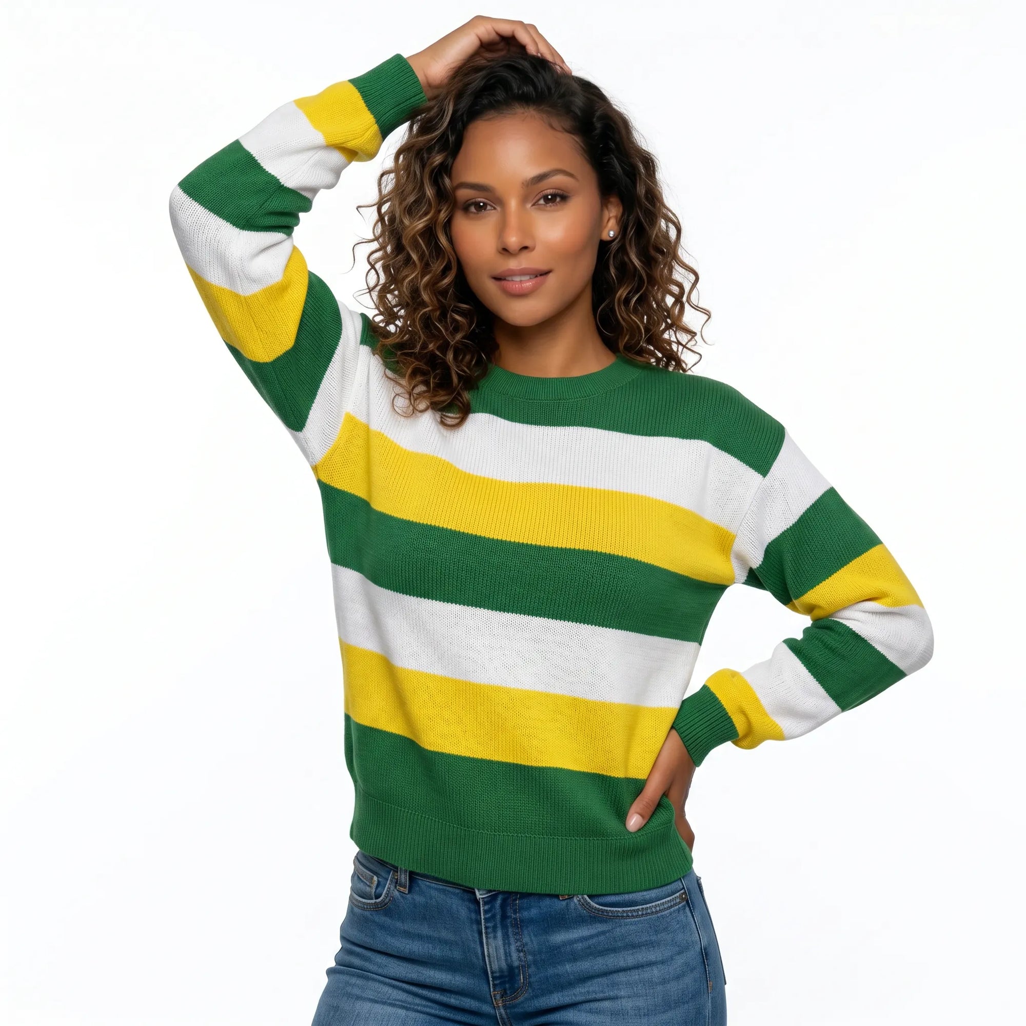Mulher vestindo blusa tricot oversized manga longa cores brasil VAI DAR BRASIL — torcedora Copa 2026