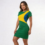 Mulher vestindo vestido tubinho brasil ribana canelada tricolor slim VAI DAR BRASIL — torcedora Copa 2026