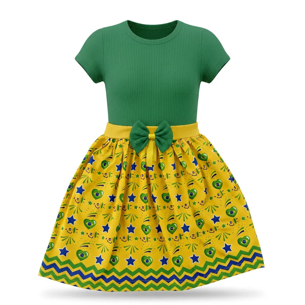 Vestido infantil festa brasil verde amarelo bandeira estilizada algodão — vista frontal — VAI DAR BRASIL Copa 2026 menina